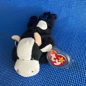 PVC pelletes Daisy cow beanie baby may 10 1994